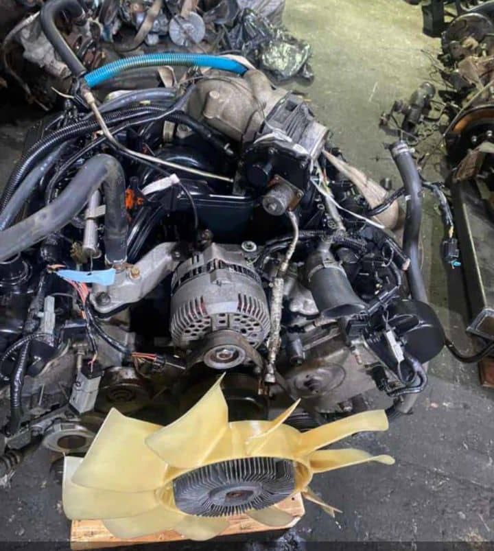 motor completo tritón 5.4 2v (motor completo electrónico con sus accesorios)