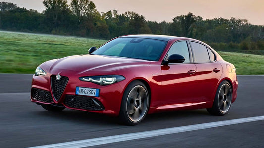Excelentes noticias: El nuevo Alfa Romeo Giulia contará con motores de gasolina.