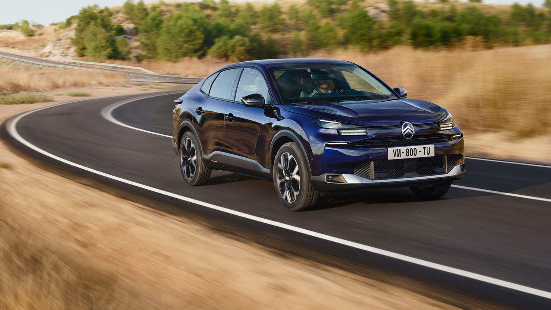 Citroën C4 X 2025: Renovación completa con nuevo diseño y mayor confort.