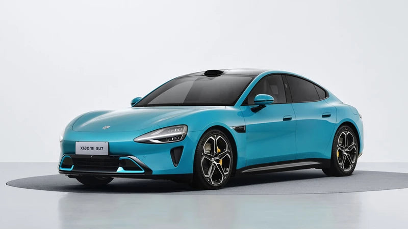 El CEO de Ford sorprende al probar un vehículo eléctrico de la competencia