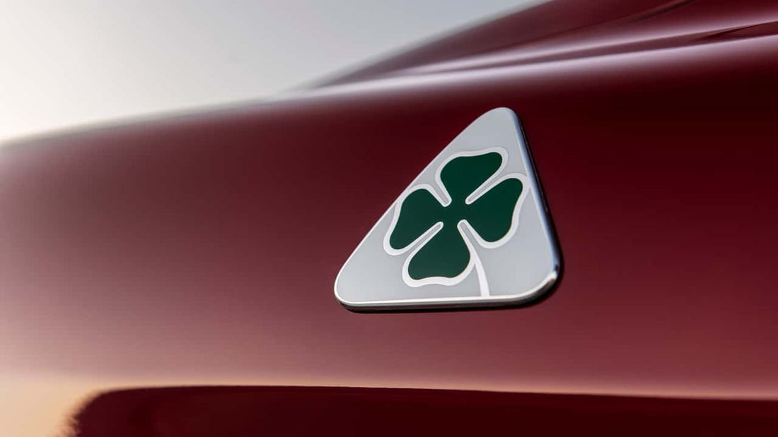 Alfa Romeo Quadrifoglio: Renacimiento Eléctrico y Deportivo