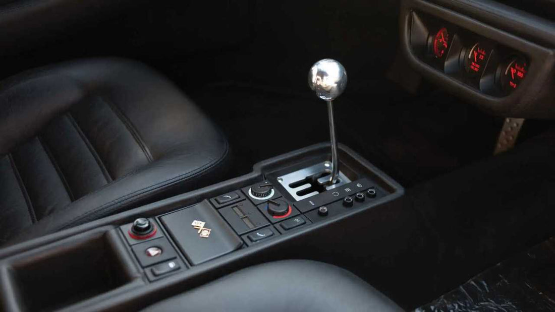 El Resurgimiento de la Conducción Emocional: Ferrari Planea Volver a la Transmisión Manual