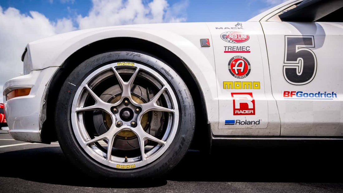 Desafiando los límites: BF Goodrich UHP en la pista