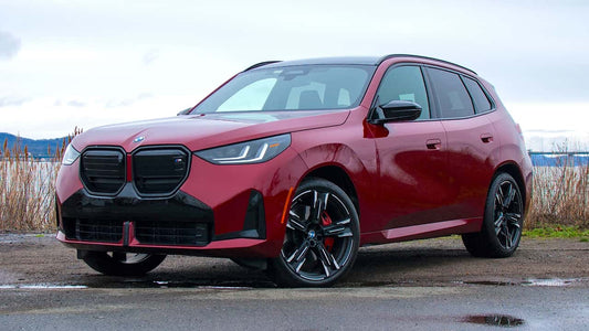 El BMW X3 M50: Lujo, Deporte y Potencia reunidos.
