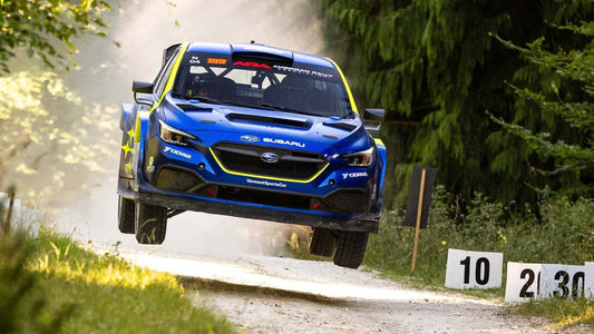 Travis Pastrana vuelve a dejar sin aliento en Goodwood con el Subaru WRXARA25