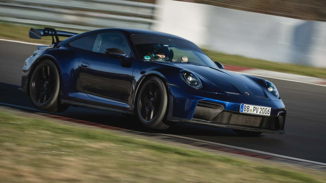 El Porsche 911 GT3 2025: Récord en Nürburgring con transmisión manual