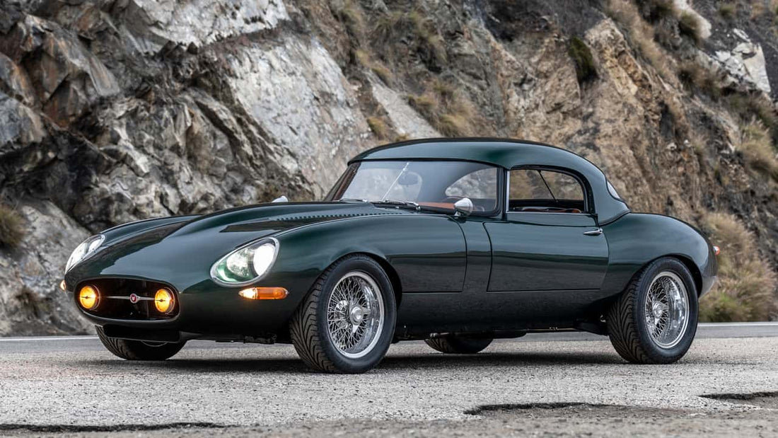 "El Jaguar E-Type "Unleashed": Renovación y Potencia en un Clásico"