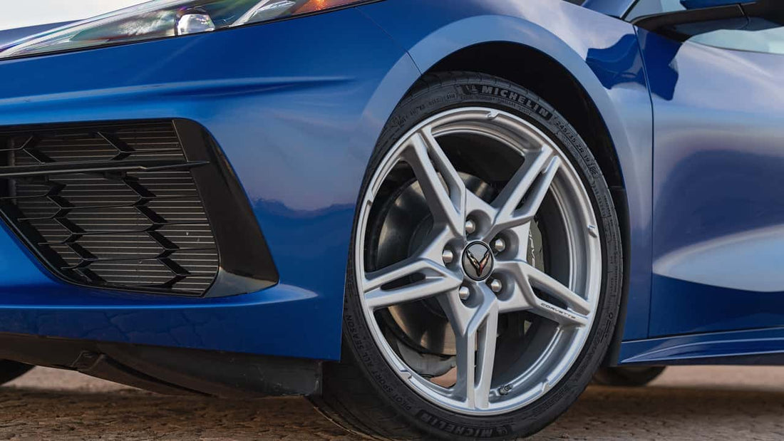 La revolución de neumáticos todo tiempo en el Chevrolet Corvette C8