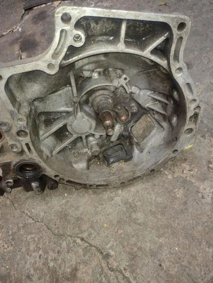 caja sincrónica mazda allegro 1.6 2006