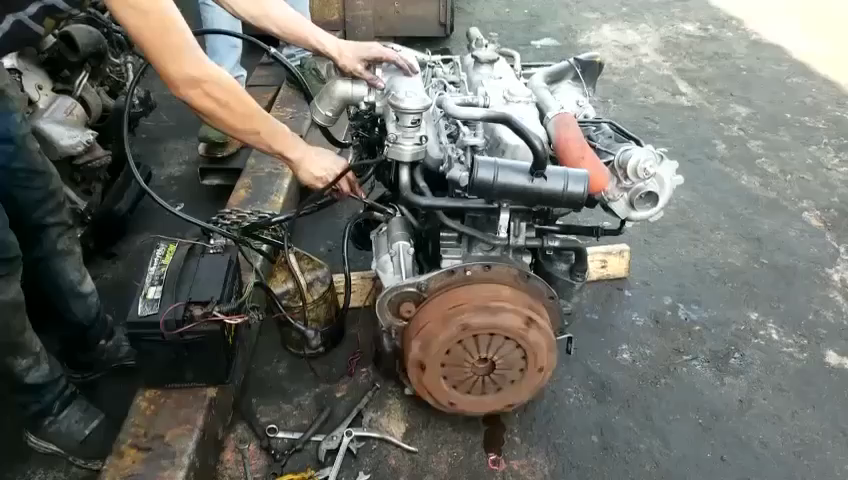 Motor Isuzu 4JH1t 3.0