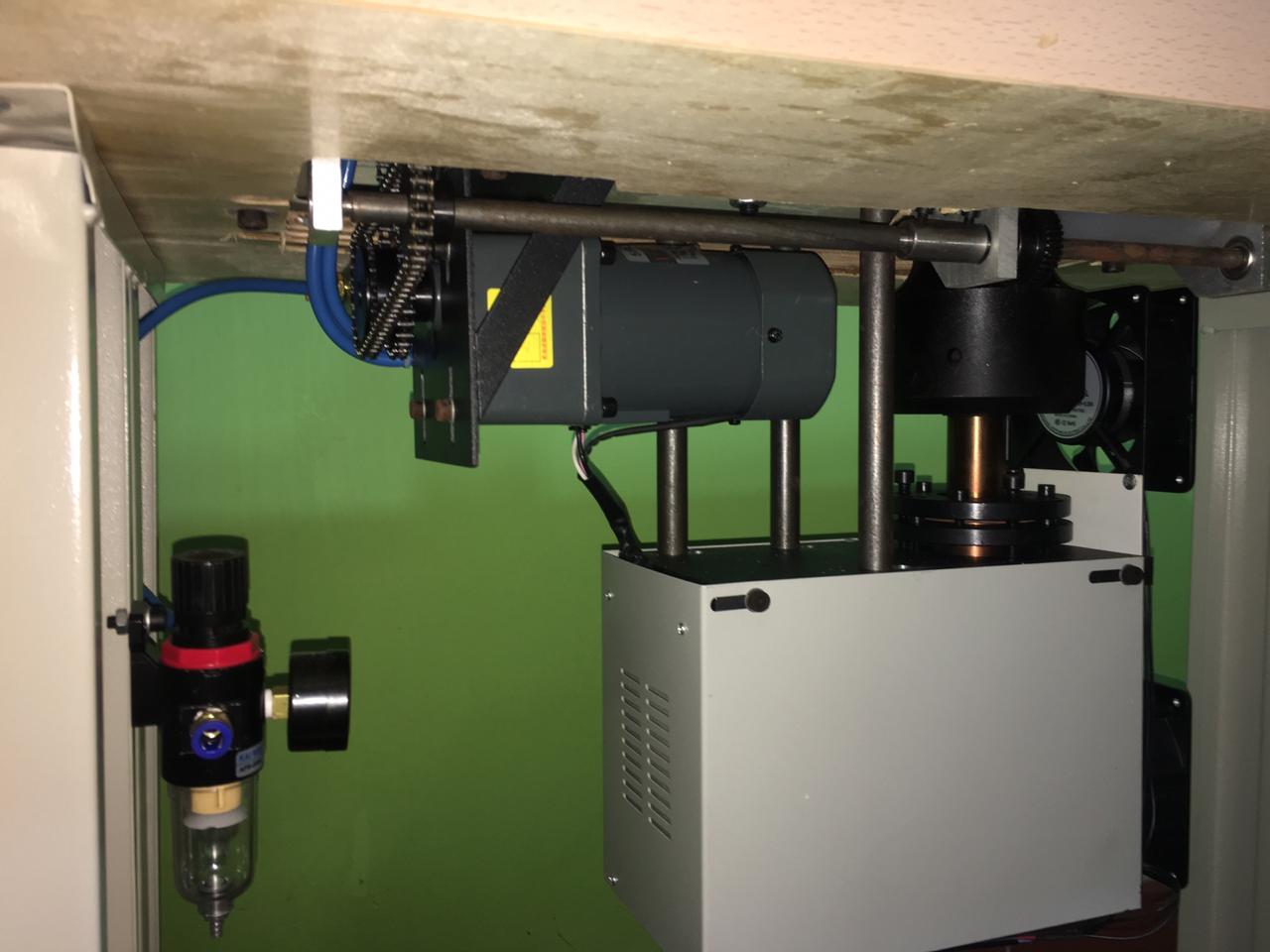 Maquina de Coser por Ultrasonido AH-100